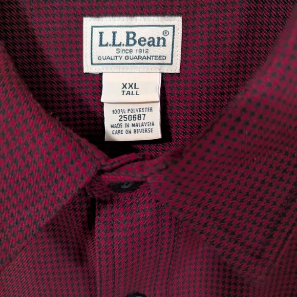 LL Bean Button-Down Shirt - Picture 2 of 5
